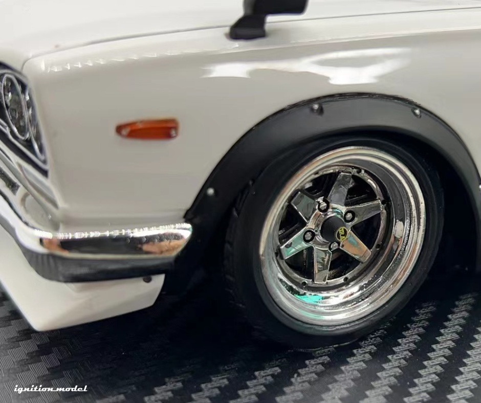 ミニカー IG3235 1/18 Nissan Skyline 2000 GT-R ミニカー IG3235 1/18 ミニカー IG3235 1/18 Nissan Skyline 2000 GT-R ミニカー IG3235 1/18