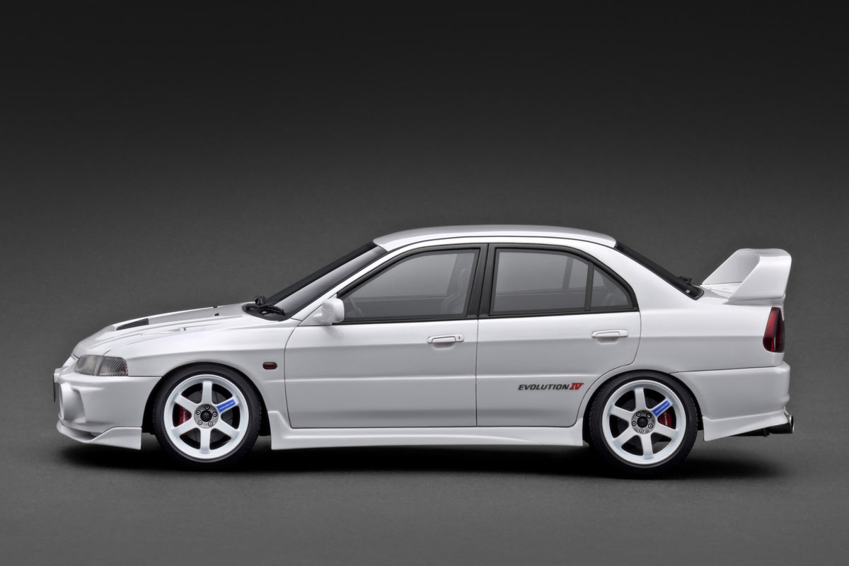 タミヤ　Mitsubishi Lancer Evolution IV 1/10 SCALE R/C 4WD HIGH PERFORMANCE RACING CAR MITSUBISHI