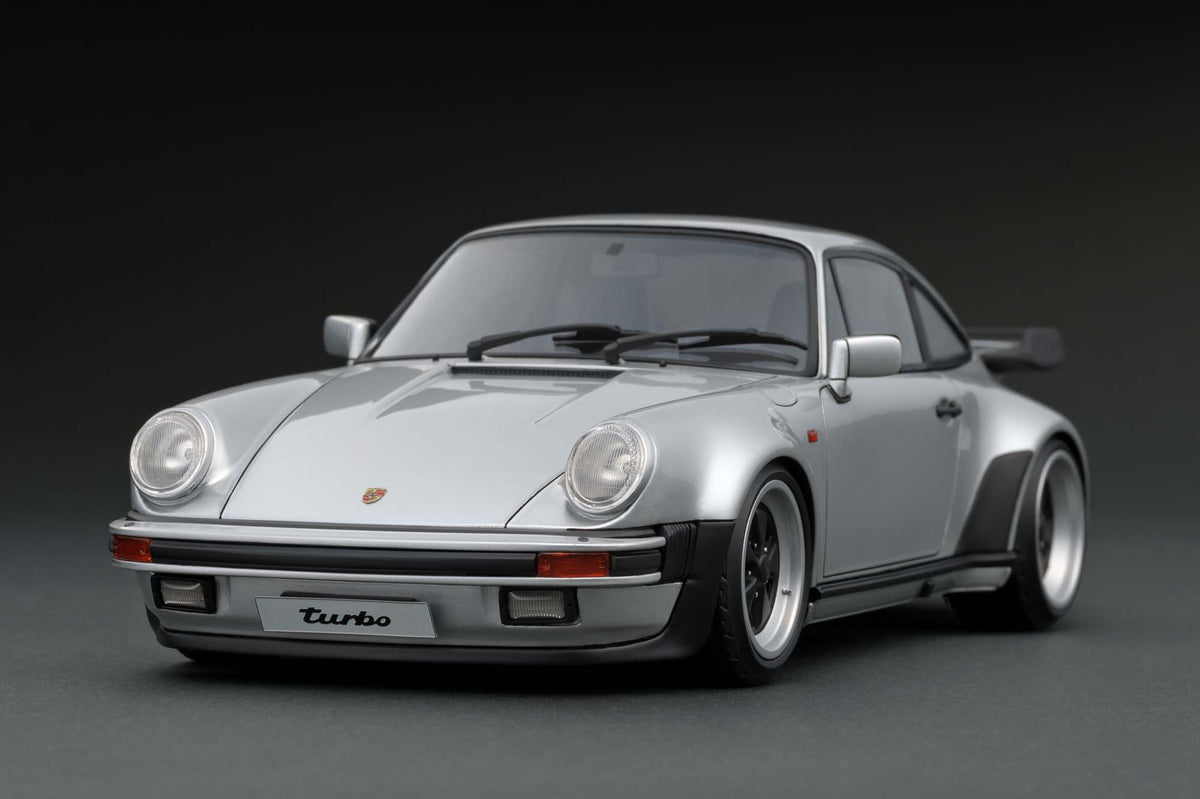 IG0949 Porsche911 (930) Turbo Silver – ignition model