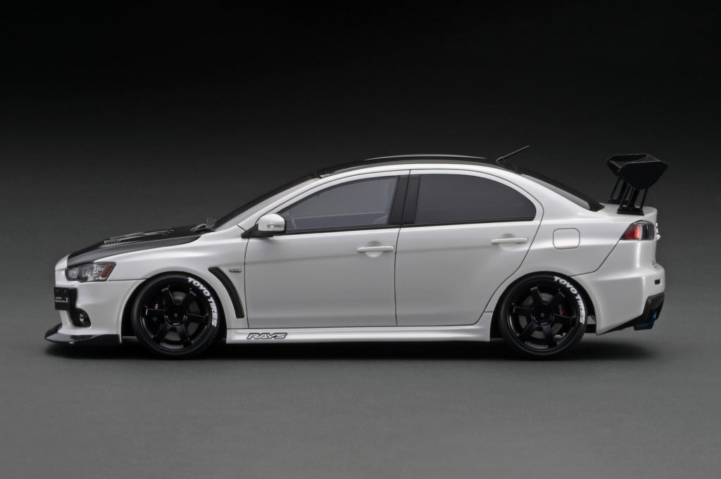 IG2298 Mitsubishi Lancer Evolution X (CZ4A) Pearl White – ignition