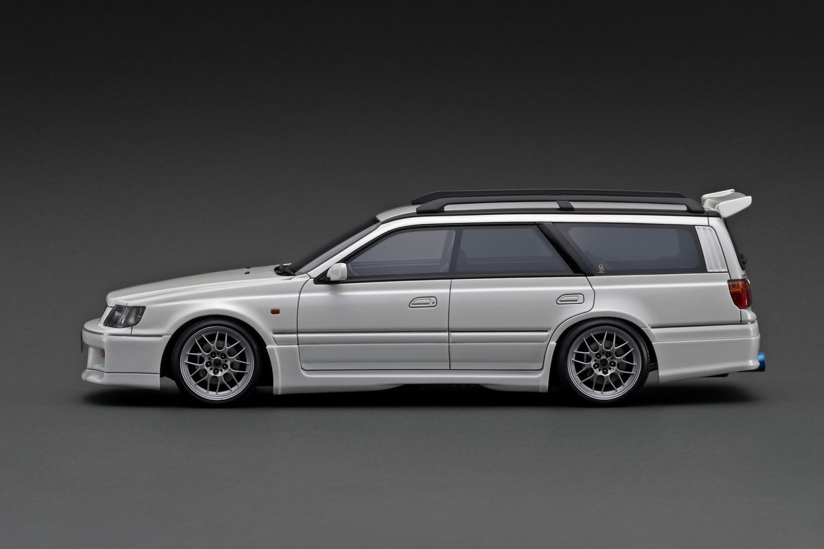 IG2885 Nissan STAGEA 260RS (WGNC34) Pearl White – ignition