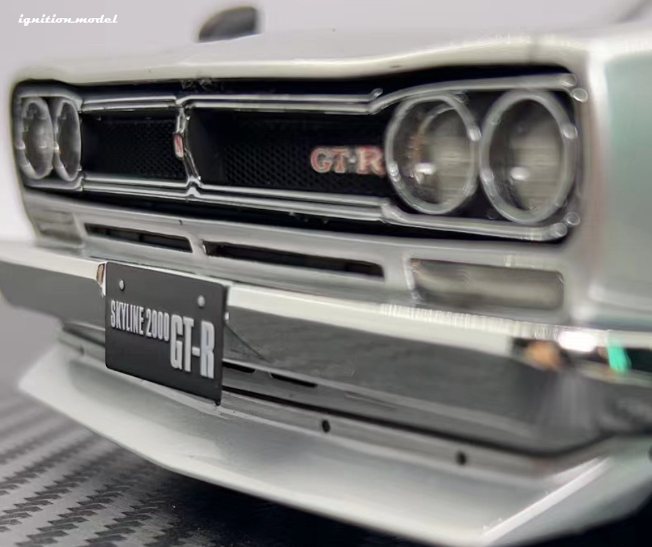 IG3235 Nissan Skyline 2000 GT-R (KPGC10) White – ignition model