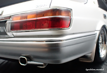 IG3732 TOYOTA CROWN Royal Saloon G (130) Pearl White/Silver --- PREORDER (delivery in Q2 2026)