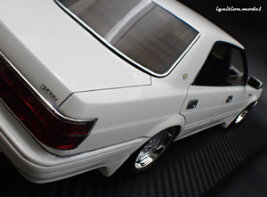 IG3735 TOYOTA CROWN Royal Saloon G (130) White --- PREORDER (delivery in Q2 2026)