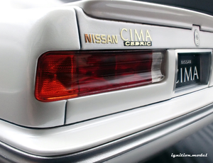 IG3903 NISSAN CEDRIC CIMA (Y31) Pearl White --- PREORDER (delivery in Q2 2026)