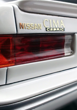 IG3903 NISSAN CEDRIC CIMA (Y31) Pearl White --- PREORDER (delivery in Q2 2026)