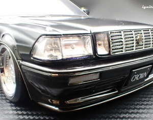 IG3737 TOYOTA CROWN Royal Saloon G (130) Black --- PREORDER (delivery in Q2 2026)