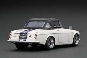 IG2707 DATSUN Fairlady 2000 (SR311) White/Blue --- PREORDER (delivery in Q4 2024)