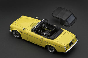 IG2714 DATSUN Fairlady 2000 (SR311) Yellow  With U20 Engine --- PREORDER (delivery in end Nov 2024)