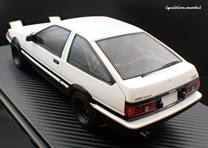 IG3659 INITIAL D Toyota Sprinter Trueno 3Dr  GT Apex(AE86) White/Black With Mr.Bunta Fujiwara --- PREORDER (delivery in Q1 2025)