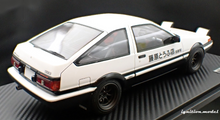 IG3659 INITIAL D Toyota Sprinter Trueno 3Dr  GT Apex(AE86) White/Black With Mr.Bunta Fujiwara --- PREORDER (delivery in Q1 2025)