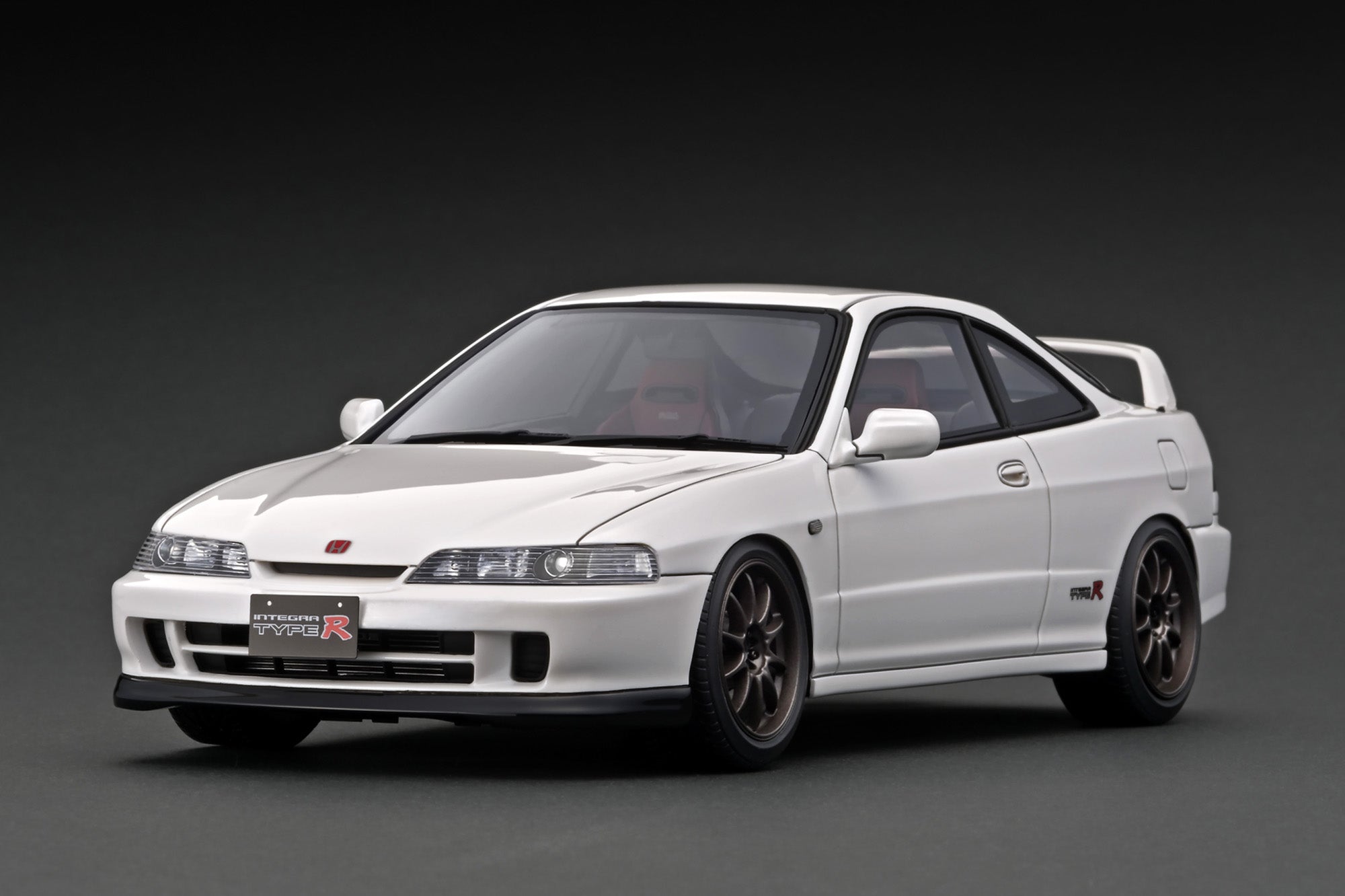 IG3055 Honda INTEGRA (DC2) TYPE R Pearl White With B18C VTEC 