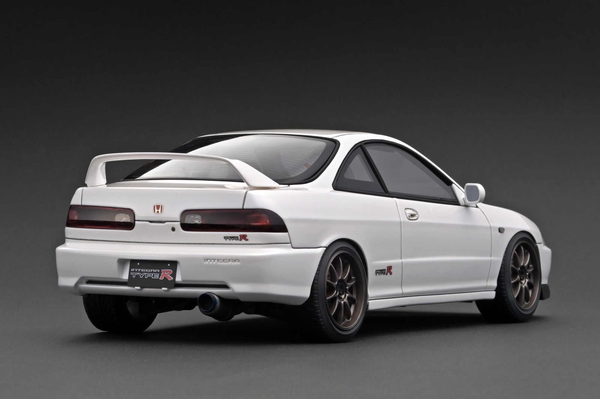 IG3055 Honda INTEGRA (DC2) TYPE R Pearl White With B18C VTEC engine ...
