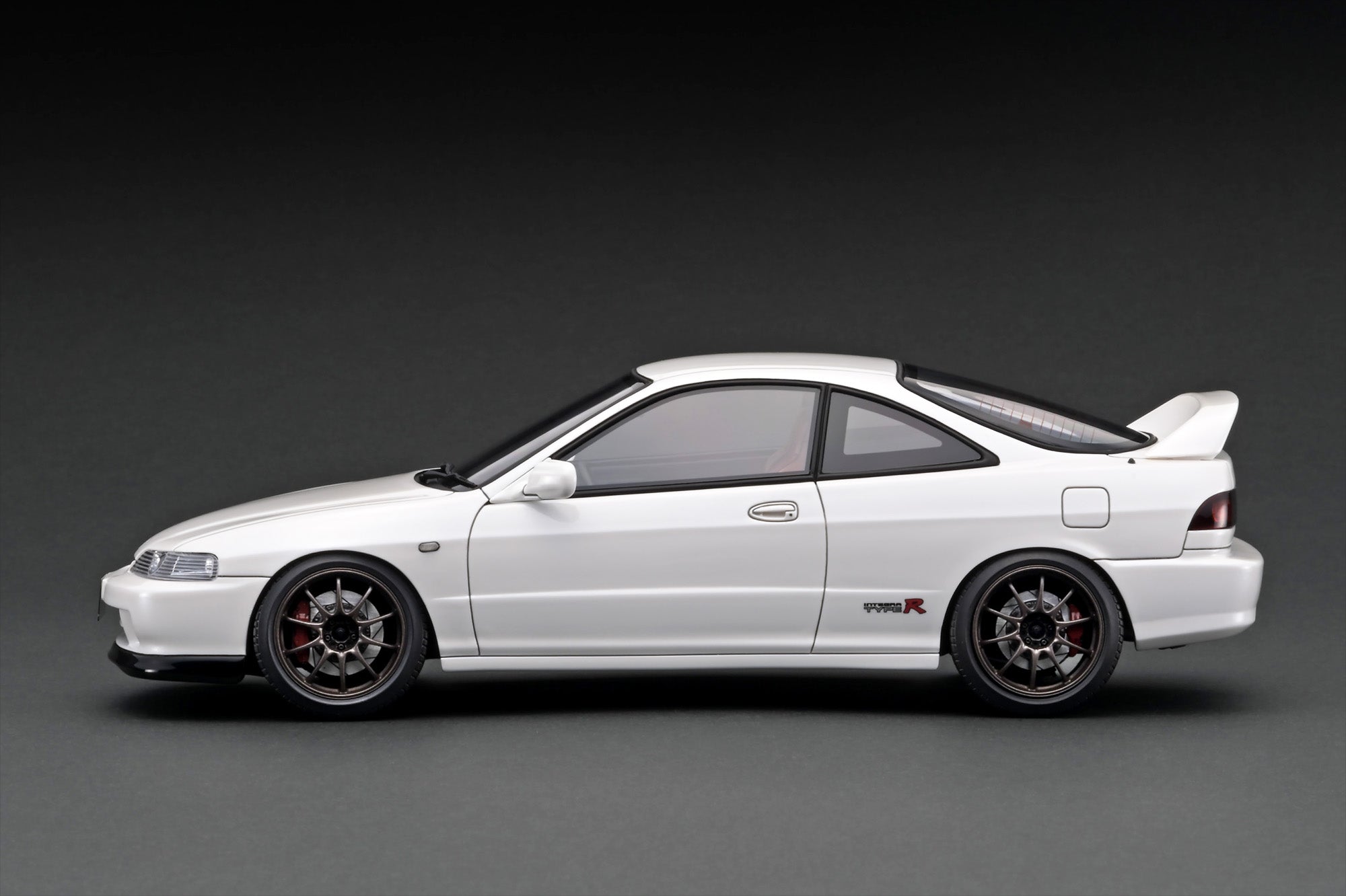 IG3055 Honda INTEGRA (DC2) TYPE R Pearl White With B18C VTEC engine ...