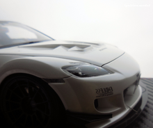 IG3174 Mazda RX-8 (SE3P) RE Amemiya Pearl White With 13B Engine --- PREORDER (delivery in end Dec 2024)