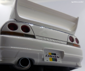 IG3129 GReddy GT-R (BCNR33) Pearl White