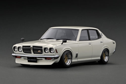 IG3166 Nissan Bluebird U 2000GTX (G610) White