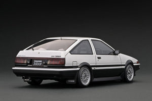 IG3282 Toyota Sprinter Trueno 3Dr GT Apex (AE86) White/Black *Genuine wheels --- PREORDER (delivery in Apr-May 2024)