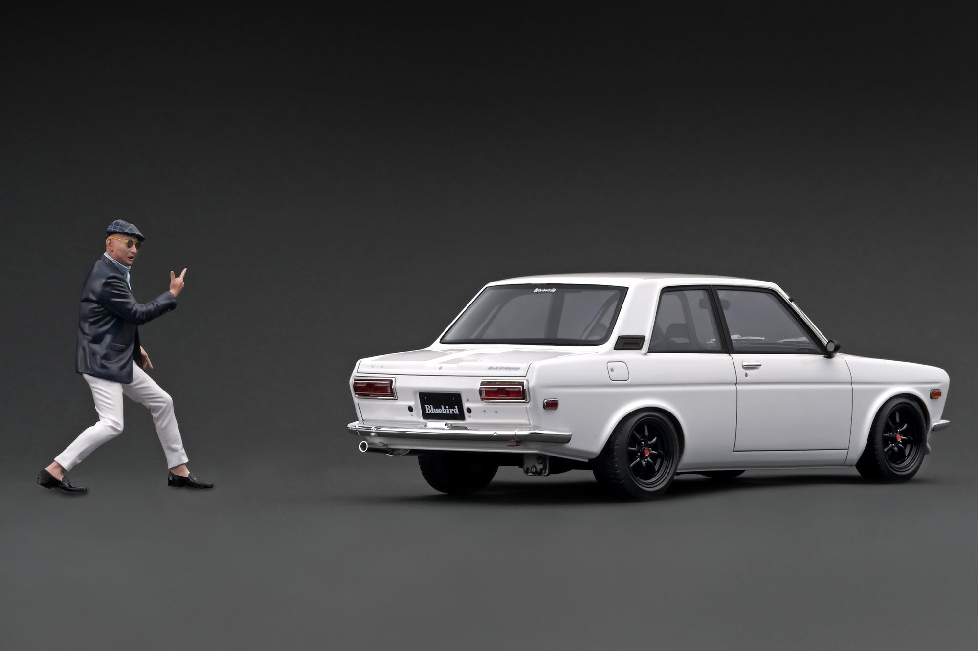 【新品未使用】1/18 Datsun Bluebird (510) White Ignition Model 1:18 Datsun Bluebird (510) White IG3305