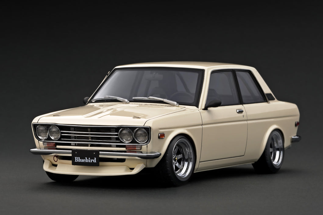 IG3305 Datsun Bluebird (510) White