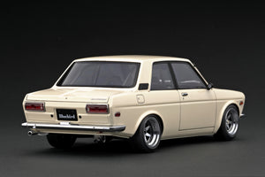 IG3305 Datsun Bluebird (510) White