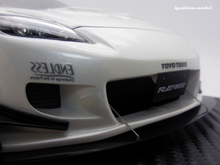 IG3174 Mazda RX-8 (SE3P) RE Amemiya Pearl White With 13B Engine --- PREORDER (delivery in end Dec 2024)