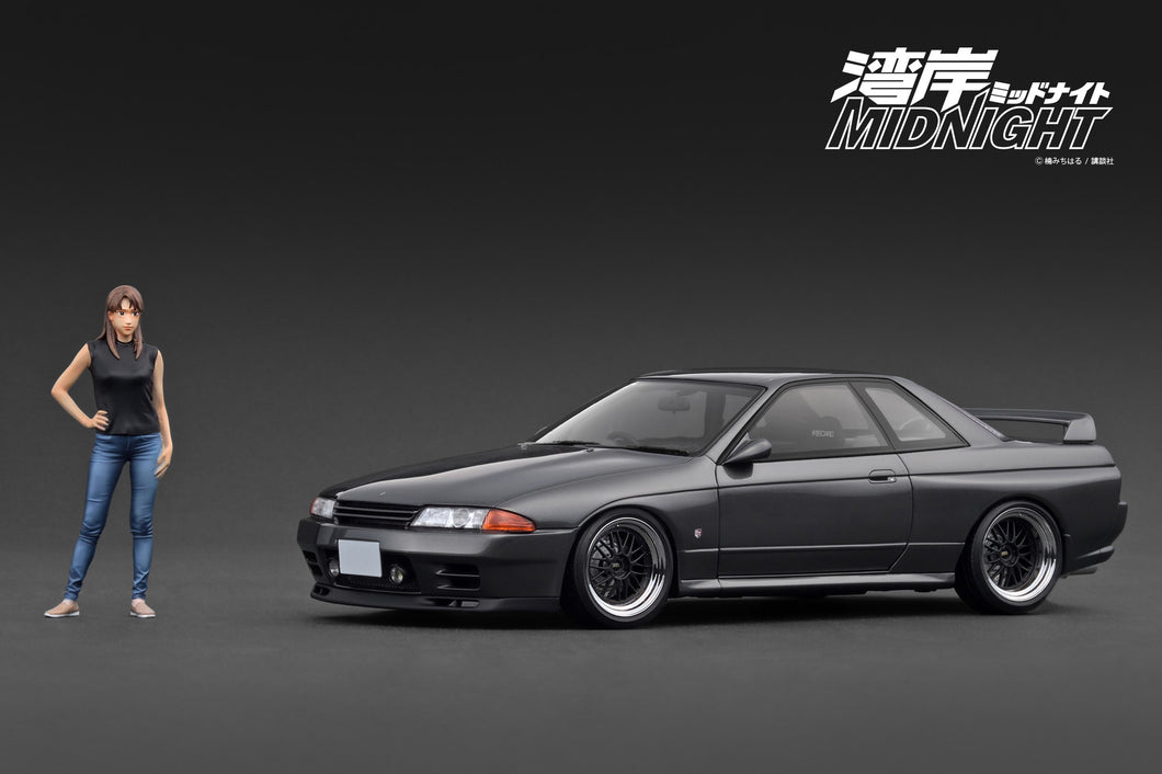 IG3595  NISSAN SKYLINE GT-R (R32) Gun Metallic  湾岸MIDNIGHT Reina's R  With Ms.Reina Akikawa --- PREORDER (delivery in Q1 2026)