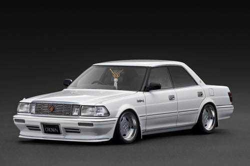 IG3735 TOYOTA CROWN Royal Saloon G (130) White --- PREORDER (delivery in Q2 2026)