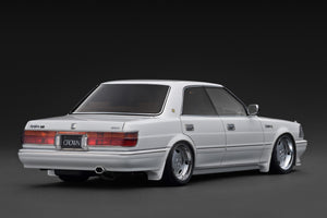 IG3735 TOYOTA CROWN Royal Saloon G (130) White --- PREORDER (delivery in Q2 2026)