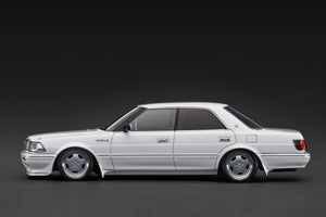 IG3735 TOYOTA CROWN Royal Saloon G (130) White --- PREORDER (delivery in Q2 2026)