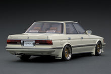 IG3822 Toyota Mark II Grande Limited (GX71) Pearl White --- PREORDER (delivery in Q4 2025)