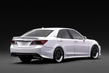 IG3913  Toyota Crown Athlete S (GRS214) Pearl White   --- PREORDER (delivery in Q3 2026)