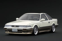 IG4326 Toyota SOARER (Z20) 3.0GT-LIMITED Pearl White/Gold --- PREORDER (delivery in Q2 2027)