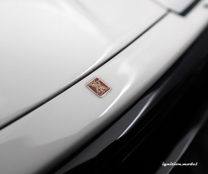 IG3536 Toyota Celica XX 2800GT (A60 Supra) White/Gun Metallic --- PREORDER (delivery in Q3 2025)