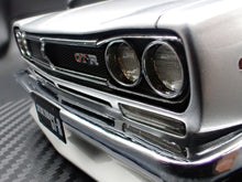 IG4033 Nissan Skyline 2000 GT-R (KPGC10) White Ivory --- PREORDER (delivery in Q3 2026)