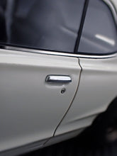 IG4033 Nissan Skyline 2000 GT-R (KPGC10) White Ivory --- PREORDER (delivery in Q3 2026)