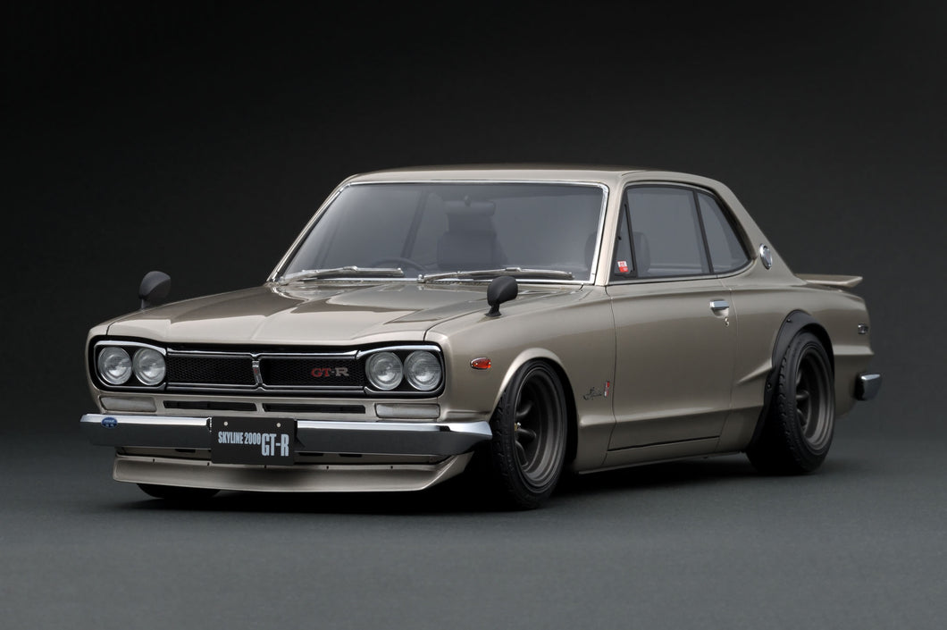 IG0495 Nissan Skyline 2000 GT-R (KPGC10) Silver – ignition model