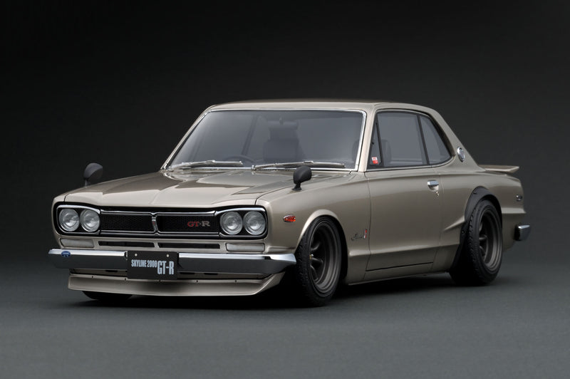 京商 Nissan Skyline 2000 GT-R KPGC10 NISSAN SKYLINE 2000GT-R(KPGC10) Tuned Ver. Silver Deco Body