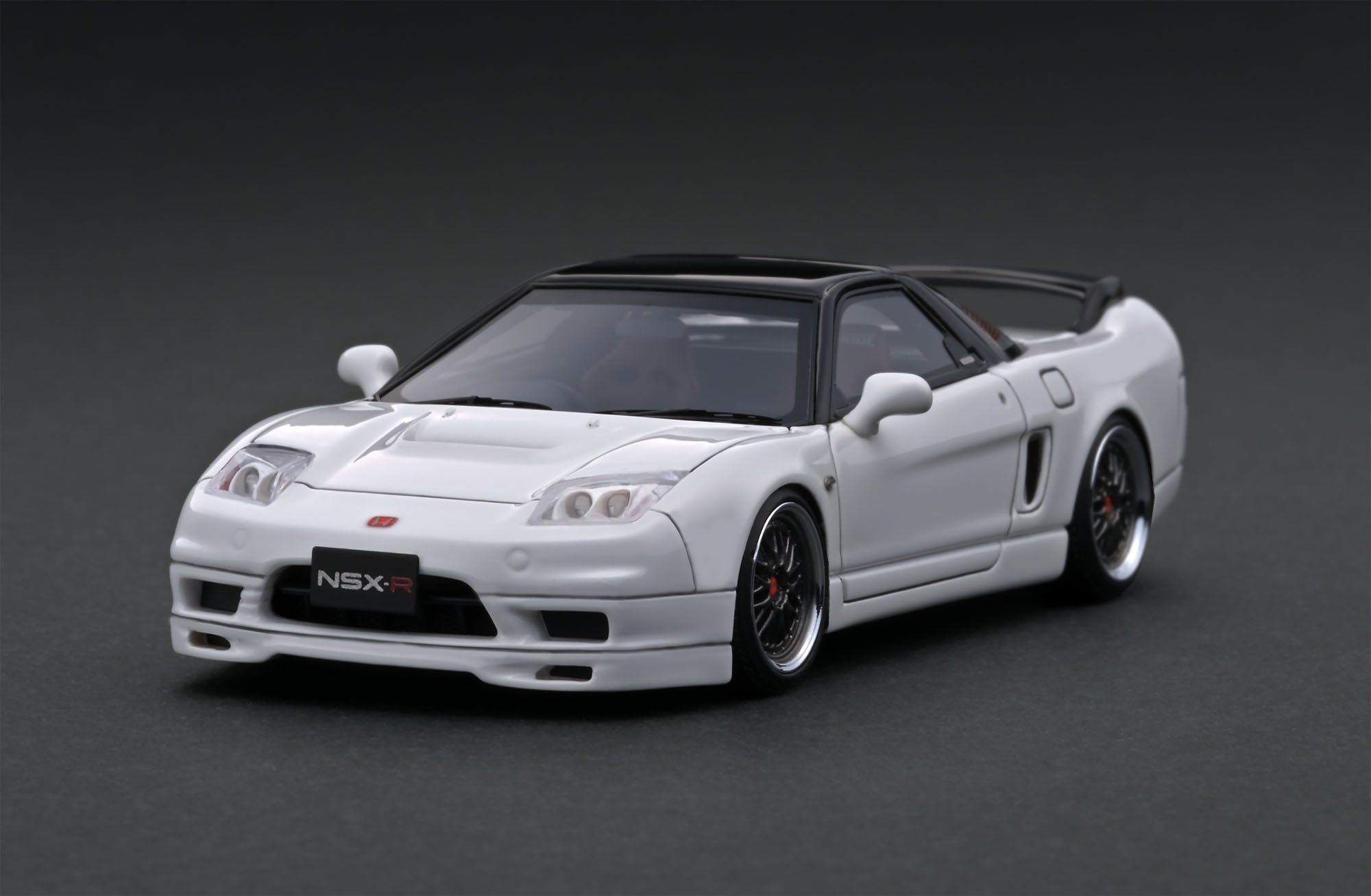 IG1363 Honda NSX-R (NA2) White – ignition model