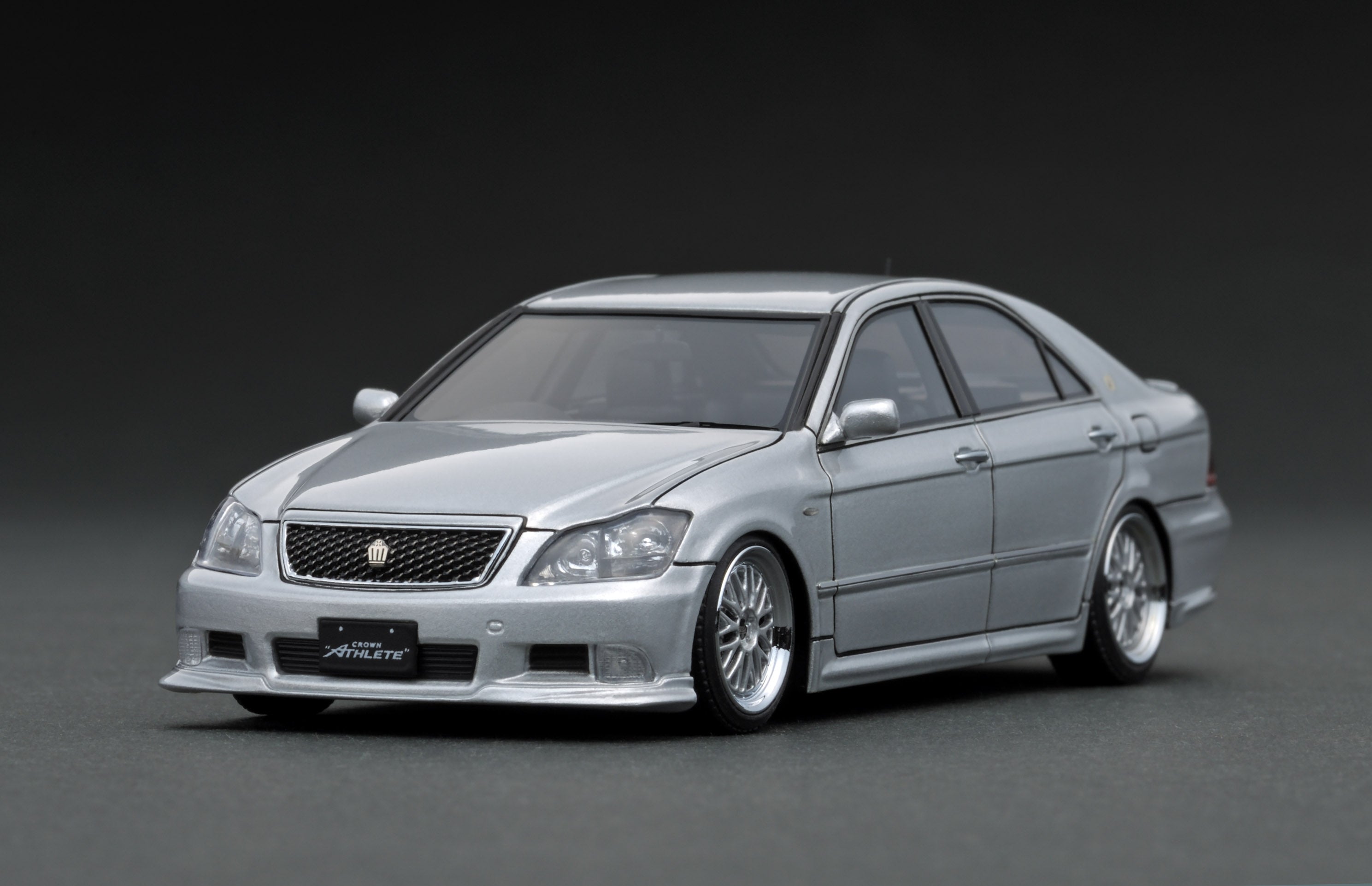 IG0534 1/43 Toyota Crown Athlete S 若草色edition | LINE UP