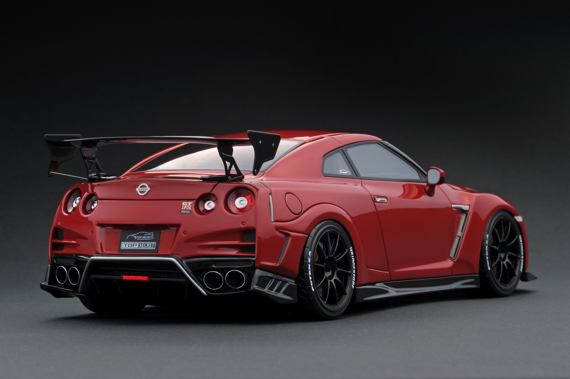 IG1536 TOP SECRET GT-R (R35) Red – ignition model