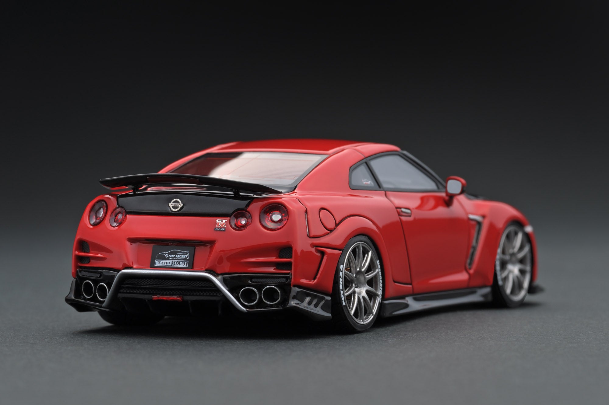 IG1542 TOP SECRET GT-R (R35) Red – ignition model