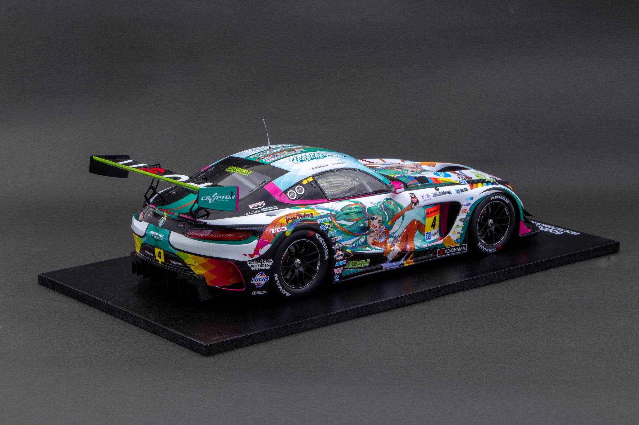 Good Smile Racing GR84256 GOOD SMILE HATSUNE MIKU AMG 2016 SUPER GT ve ...