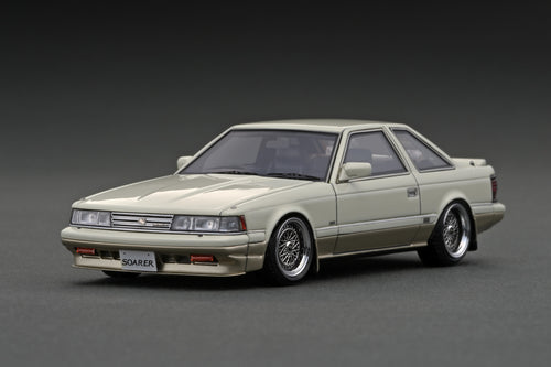 IG2211 Toyota Soarer 3.0 GT Limited (GZ10) White/Gold