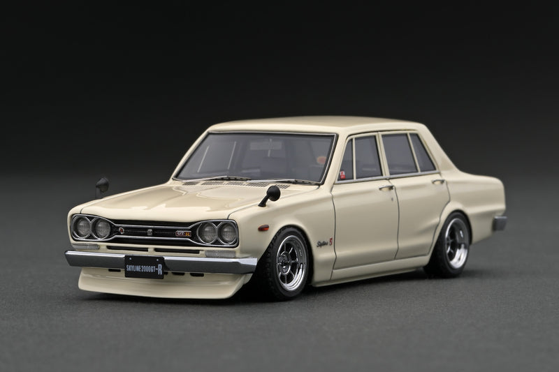 IG2249 Nissan Skyline 2000 GT-R (PGC10) White – ignition model