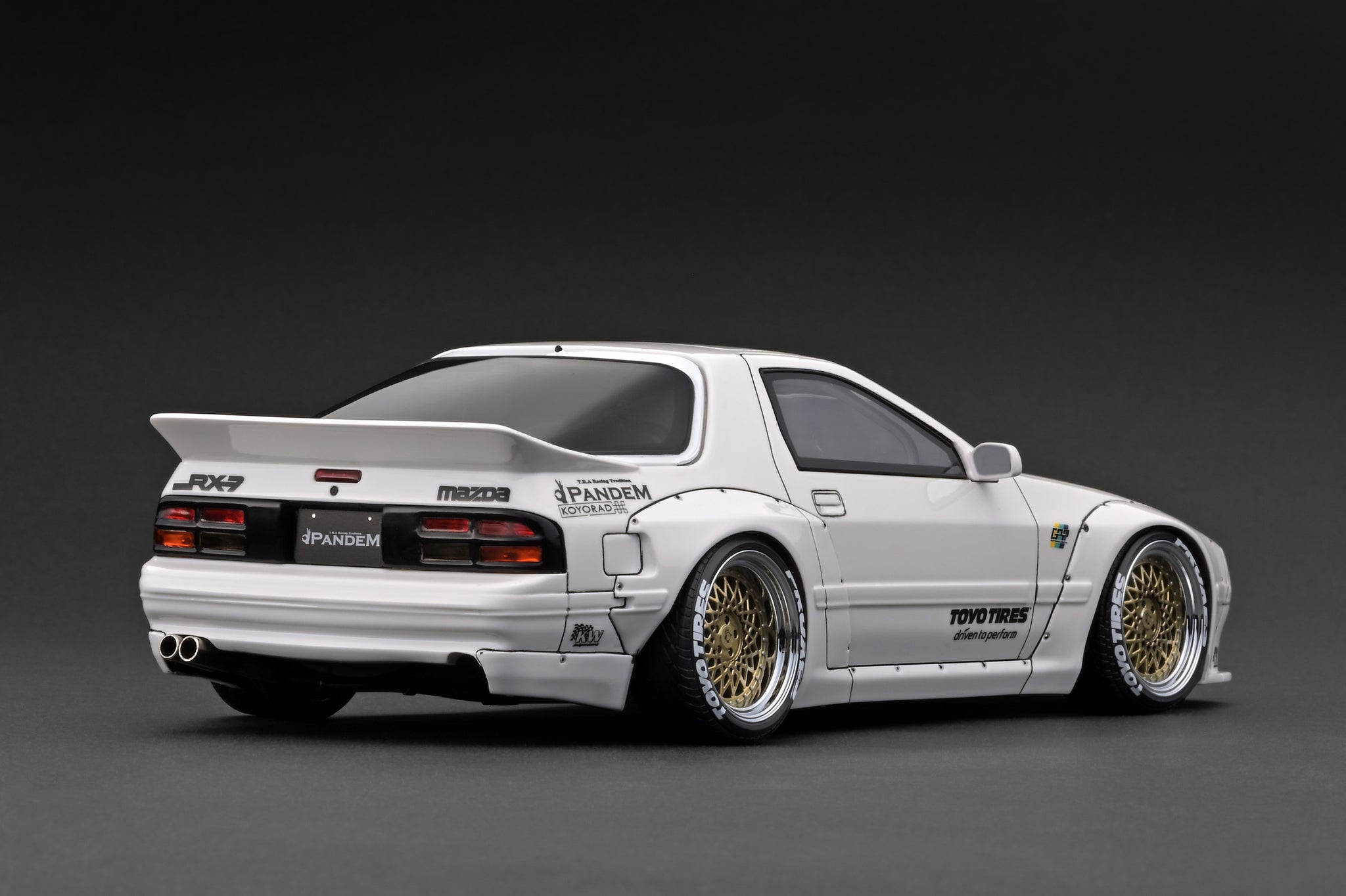 IG2909 PANDEM RX-7 (FC3S) White – ignition model